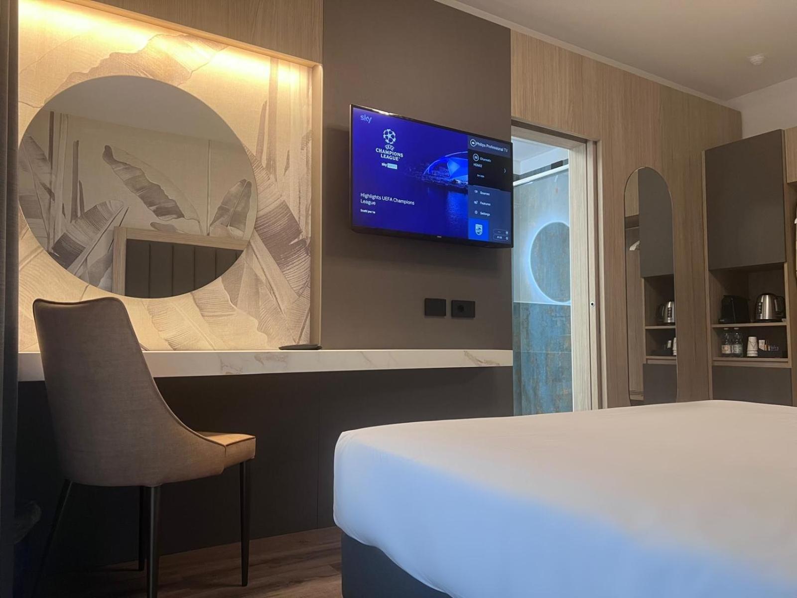 Hotel Gardenia Романо-Канавезе Экстерьер фото
